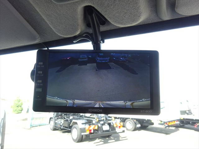 三菱ふそうキャンターアルミバン小型（2t・3t）[写真29]