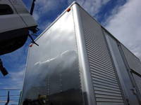 三菱ふそうキャンターアルミバン小型（2t・3t）[写真38]