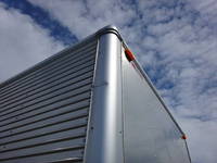 三菱ふそうキャンターアルミバン小型（2t・3t）[写真40]