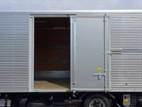 三菱ふそうキャンターアルミバン小型（2t・3t）[写真05]