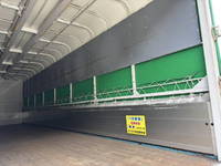 日野プロフィア幌ウイング大型（10t）[写真11]