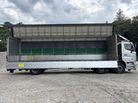 日野プロフィア幌ウイング大型（10t）[写真17]