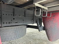 日野プロフィア幌ウイング大型（10t）[写真25]