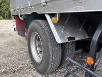 日野プロフィア幌ウイング大型（10t）[写真27]