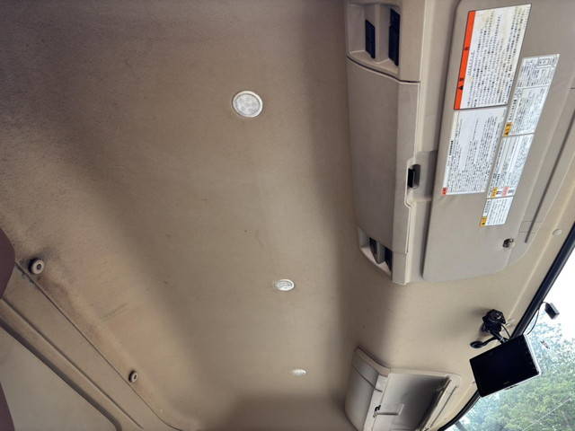 日野プロフィア幌ウイング大型（10t）[写真29]