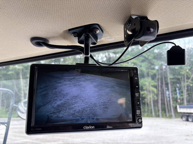 日野プロフィア幌ウイング大型（10t）[写真32]