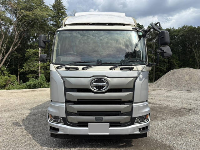 日野プロフィア幌ウイング大型（10t）[写真08]