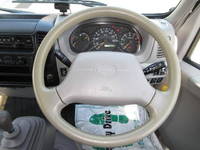 日野デュトロパネルバン小型（2t・3t）[写真12]