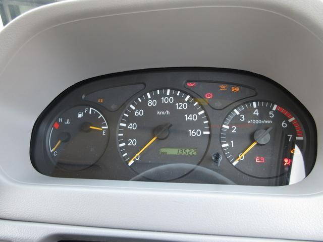 日野デュトロパネルバン小型（2t・3t）[写真26]