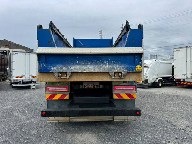 日野プロフィアダンプ大型（10t）[写真10]