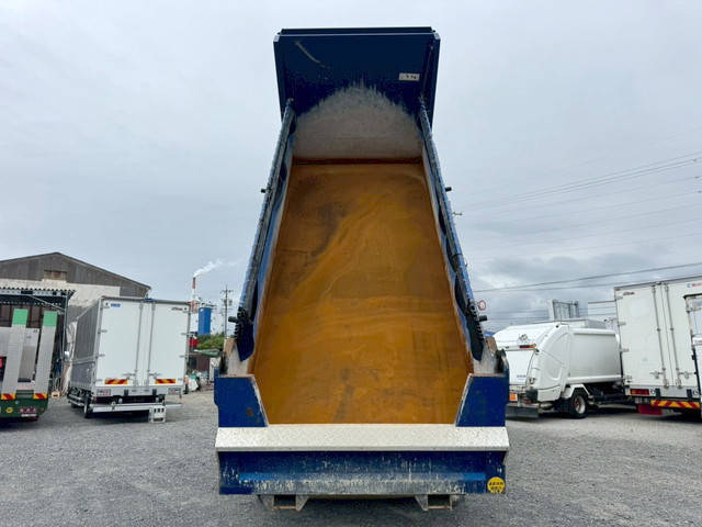日野プロフィアダンプ大型（10t）[写真11]