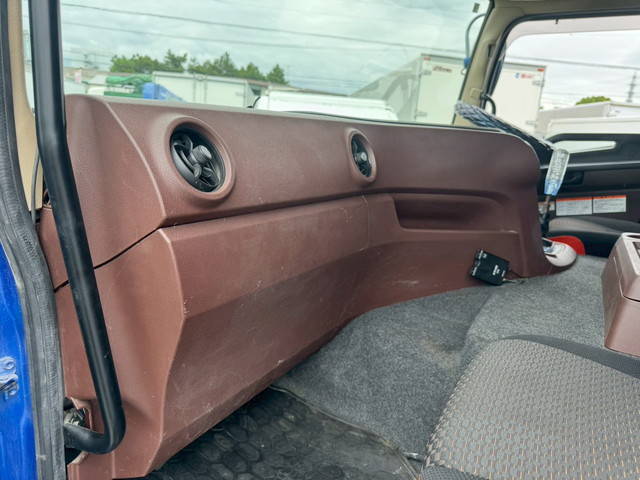 日野プロフィアダンプ大型（10t）[写真32]