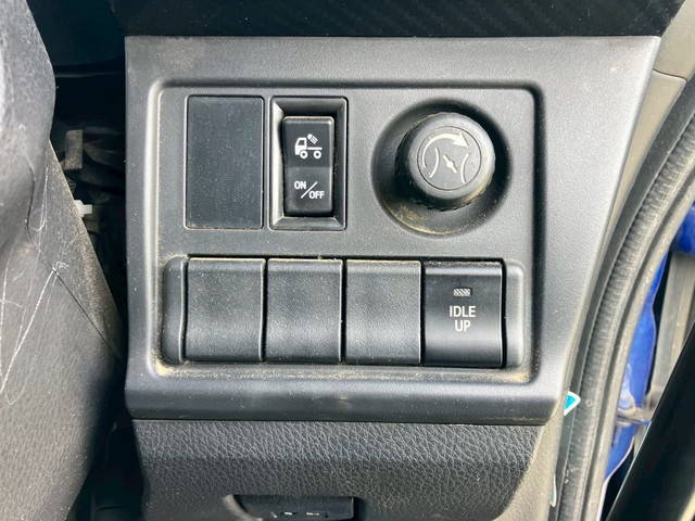 日野プロフィアダンプ大型（10t）[写真37]