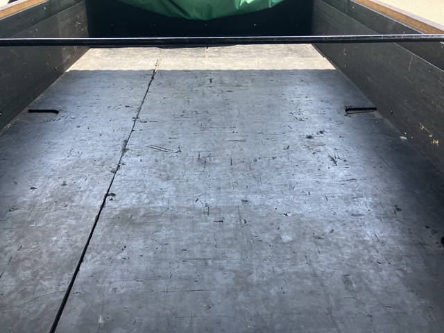 トヨタダイナ平ボディ小型（2t・3t）[写真03]