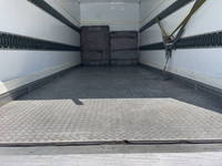 いすゞエルフパネルバン小型（2t・3t）[写真04]