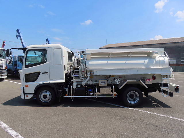 日野レンジャータンク車（タンクローリー）中型（4t）[写真03]