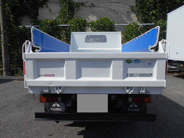 三菱ふそうキャンターダンプ小型（2t・3t）[写真10]