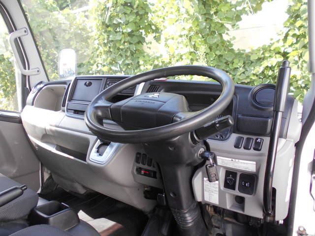 三菱ふそうキャンターダンプ小型（2t・3t）[写真27]