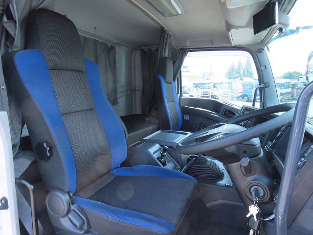 いすゞギガ冷凍車（冷蔵車）大型（10t）[写真19]