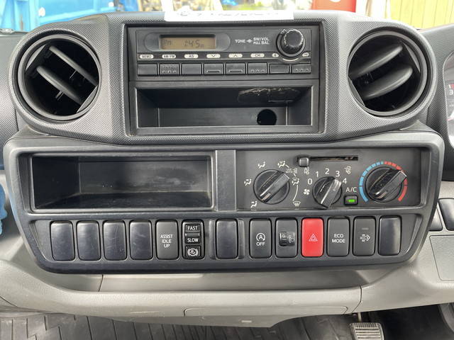 日野デュトロ高所作業車小型（2t・3t）[写真38]