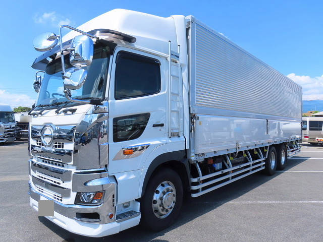 日野プロフィアアルミウイング大型（10t）[写真01]