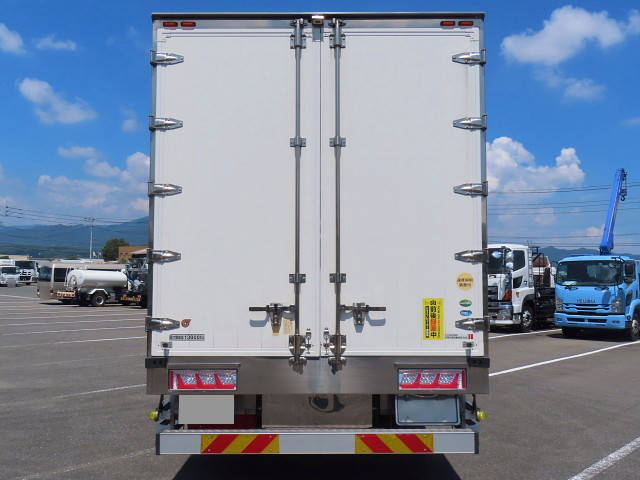 日野プロフィアアルミウイング大型（10t）[写真05]