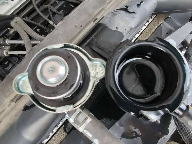 日野レンジャーアルミウイング中型（4t）[写真16]