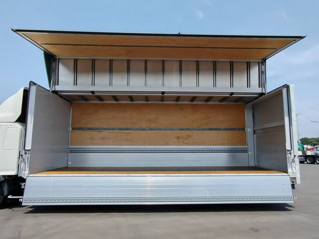 日野レンジャーアルミウイング中型（4t）[写真09]