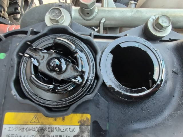 三菱ふそうファイター平ボディ増トン（6t・8t）[写真10]