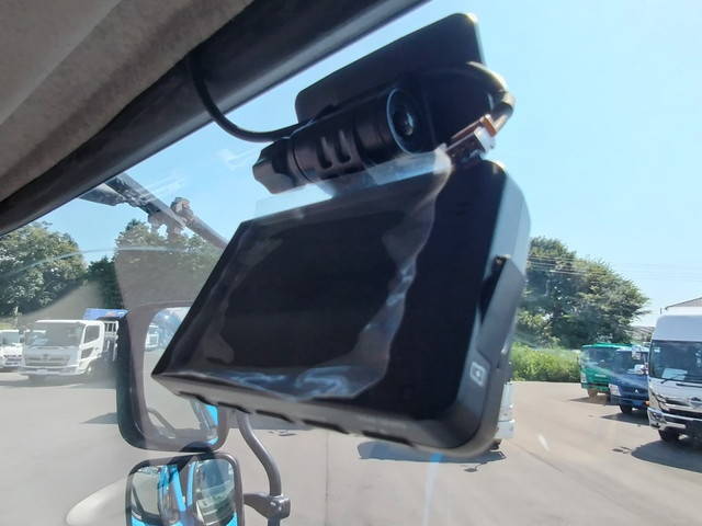 三菱ふそうファイター平ボディ増トン（6t・8t）[写真25]