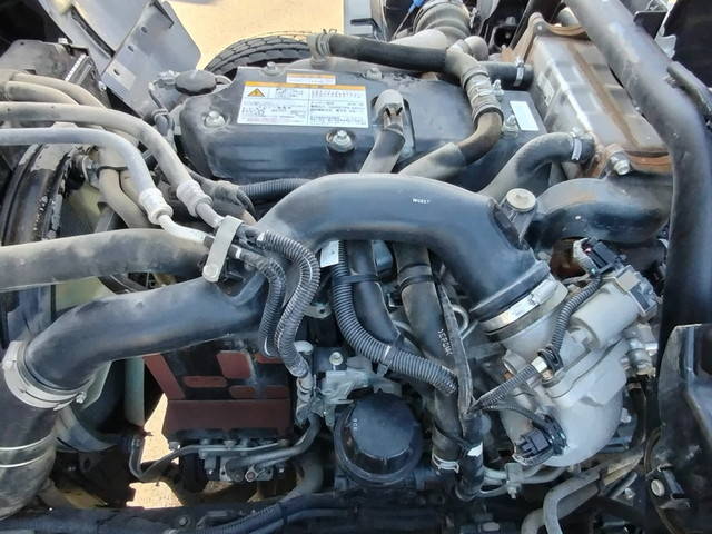 いすゞフォワードコンテナ専用車中型（4t）[写真17]