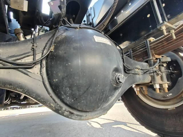 いすゞフォワードコンテナ専用車中型（4t）[写真21]