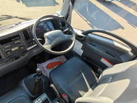 いすゞフォワードコンテナ専用車中型（4t）[写真26]