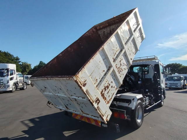 いすゞフォワードコンテナ専用車中型（4t）[写真09]