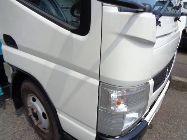 三菱ふそうキャンターコンクリートポンプ車小型（2t・3t）[写真12]