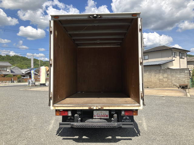 三菱ふそうキャンターガッツアルミバン小型（2t・3t）[写真10]