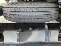 三菱ふそうキャンターガッツアルミバン小型（2t・3t）[写真23]