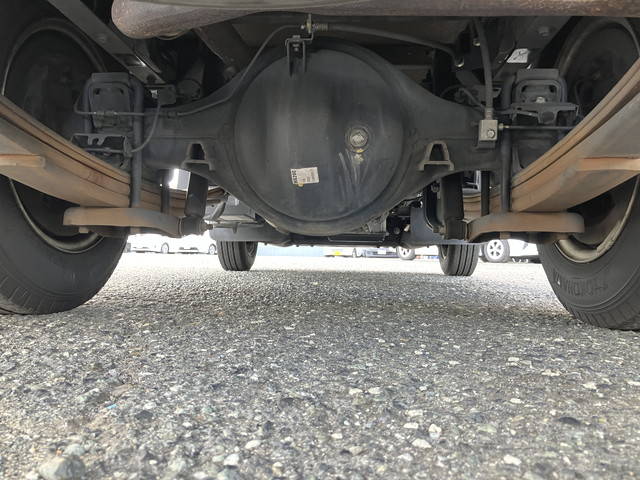 三菱ふそうキャンターガッツアルミバン小型（2t・3t）[写真25]