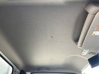 三菱ふそうキャンターガッツアルミバン小型（2t・3t）[写真35]