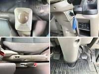 三菱ふそうキャンターガッツアルミバン小型（2t・3t）[写真39]