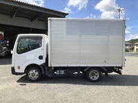 三菱ふそうキャンターガッツアルミバン小型（2t・3t）[写真06]