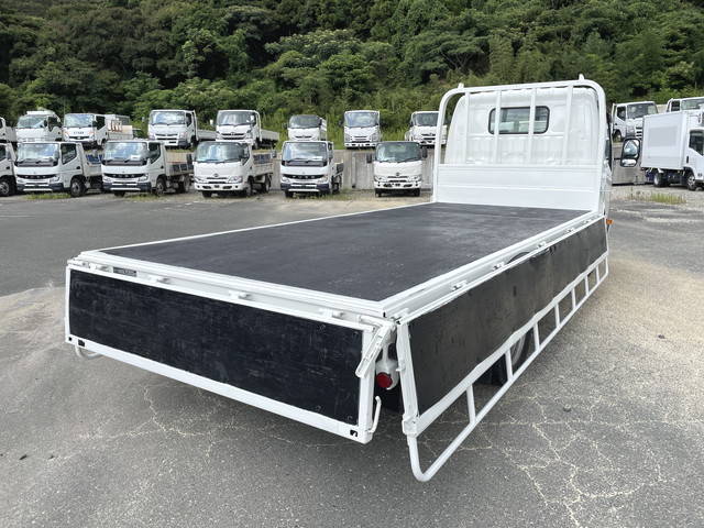 日野デュトロ平ボディ小型（2t・3t）[写真12]