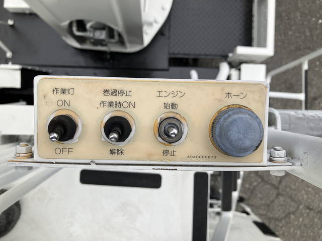 日野レンジャー穴掘建柱車中型（4t）[写真11]