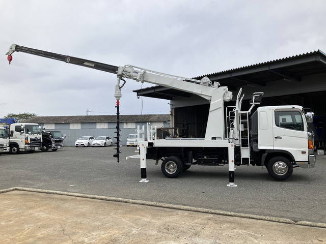 日野レンジャー穴掘建柱車中型（4t）[写真06]