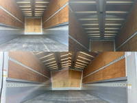 日野レンジャーパネルウイング中型（4t）[写真12]