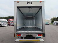 いすゞエルフ冷凍車（冷蔵車）小型（2t・3t）[写真07]