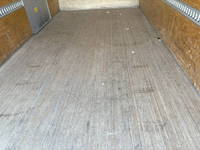 いすゞエルフアルミバン小型（2t・3t）[写真16]