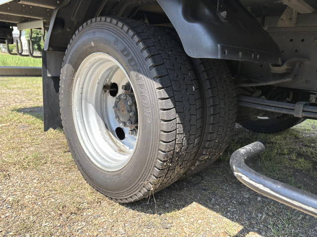 いすゞエルフアルミバン小型（2t・3t）[写真21]