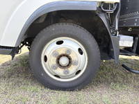 いすゞエルフアルミバン小型（2t・3t）[写真24]