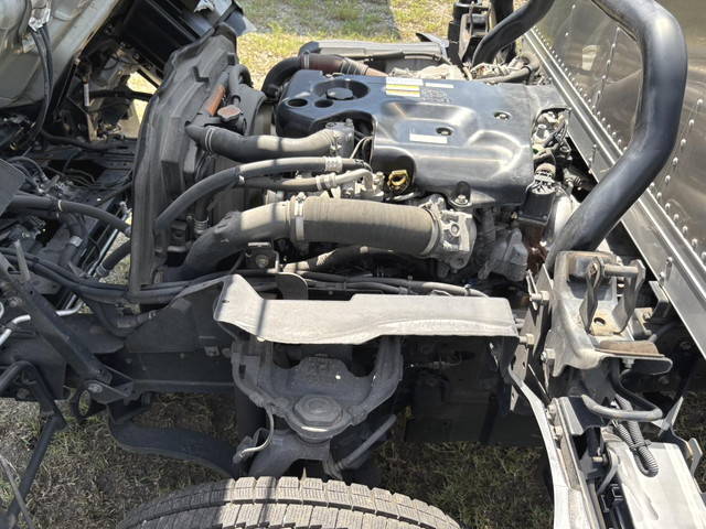 いすゞエルフアルミバン小型（2t・3t）[写真24]